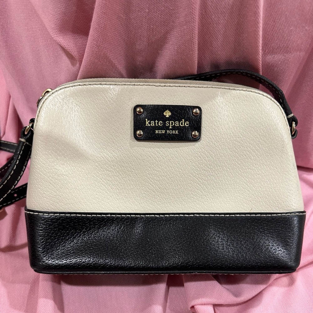 Kate Spade Black and Cream Crossbody Bag